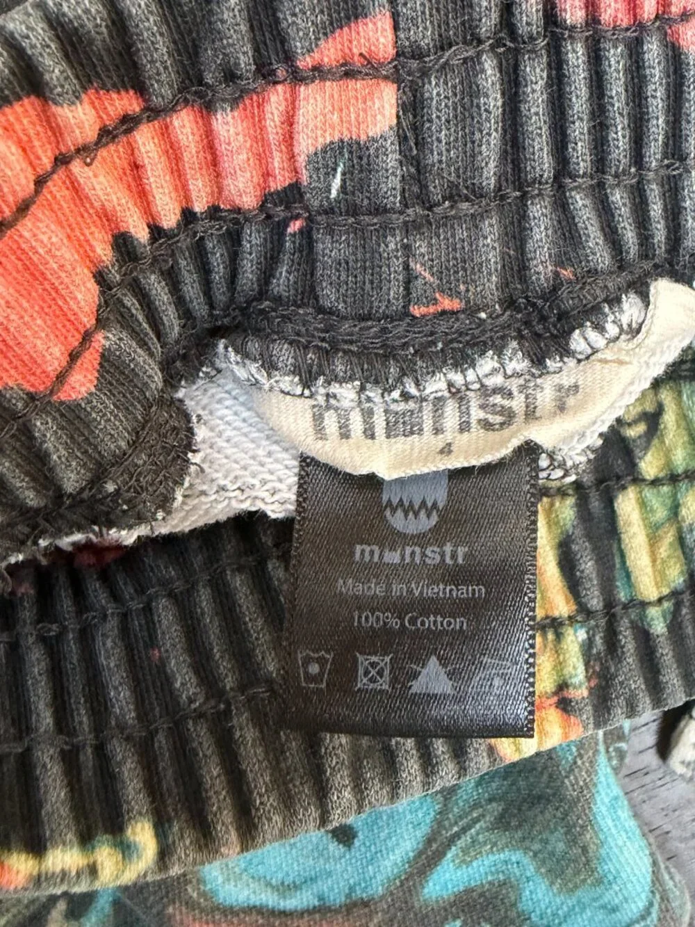 Munstr Kids slickme swirl hoodie and sweatpants Kids/Toddler Size 4